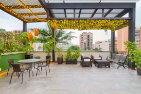 Camelot ApartaHotel